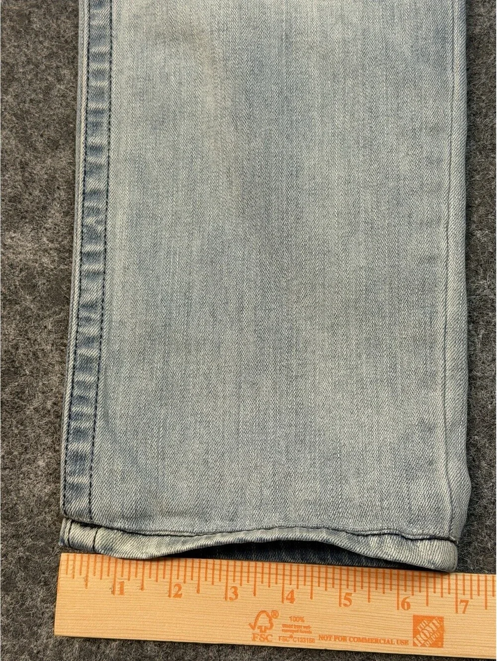 True Religion Rocco Relaxed Skinny Jeans Men’s 38x27 Light Wash Stretch Denim